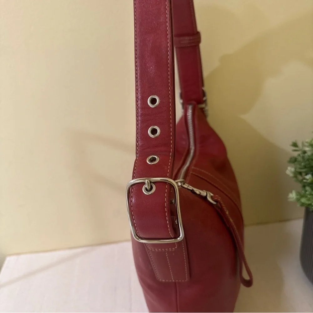 COACH SohoVintage Rusty Red Leather Hobo Crossbody classic Coach bucket Handbag